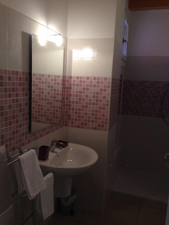 Casa Di Giulia Panzió Verona Szoba fotó